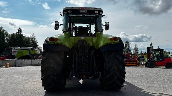 CLAAS Arion 640 Cebis 9 of 15