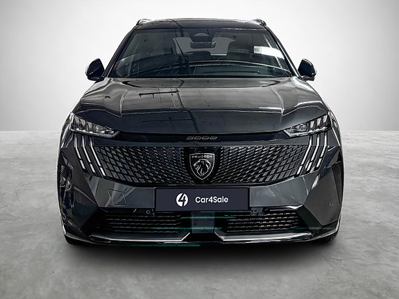 Peugeot e-5008 8 of 30