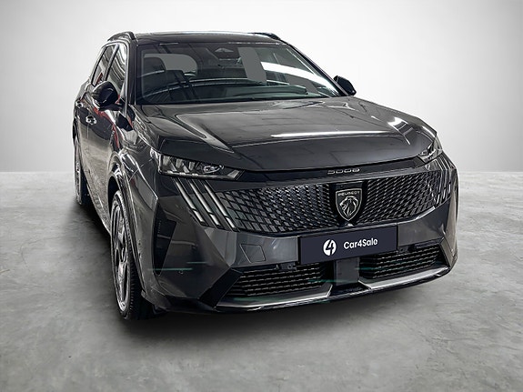 Peugeot e-5008 7 of 30