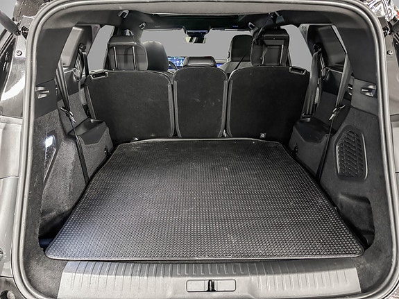 Peugeot e-5008 30 of 30