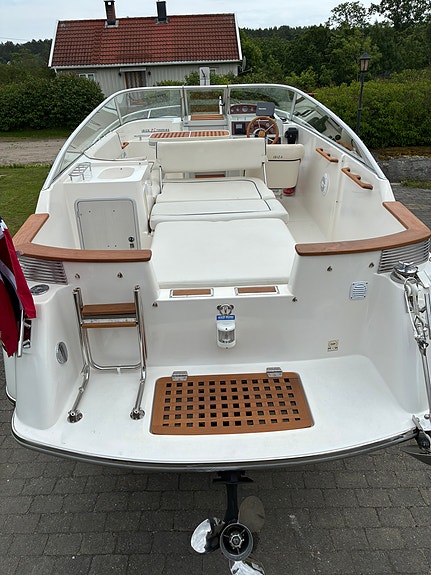 Ibiza 25 Touring Special Edition – Norsk kvalitetsbåt – 240 hk 25 of 30