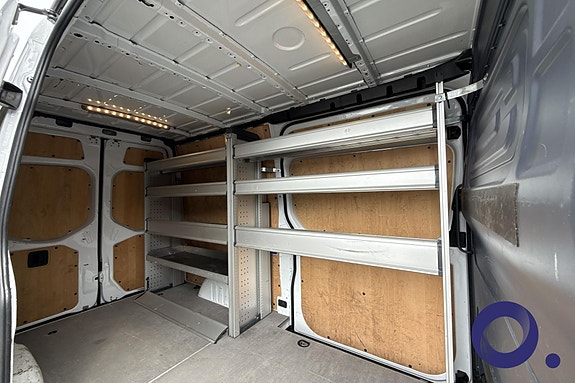 Mercedes-Benz Sprinter 319 10 of 16