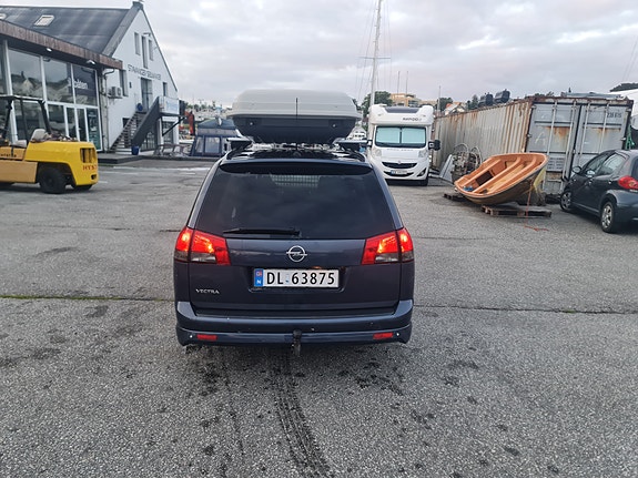 Opel Vectra 9 of 11