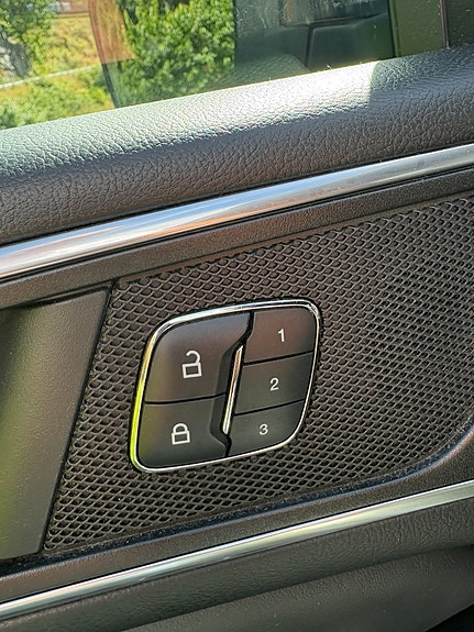 Ford S-MAX 25 of 26
