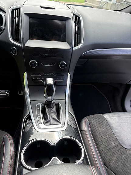 Ford S-MAX 16 of 26