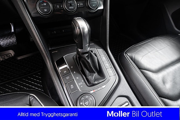 Volkswagen Tiguan 15 of 23