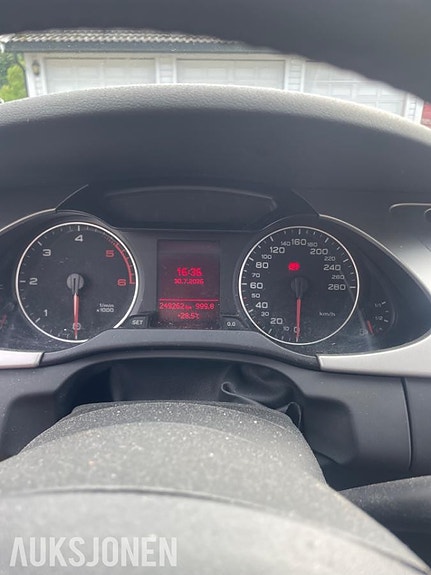 Audi A4 13 of 13