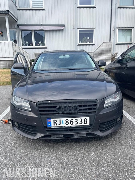 Audi A4 2 of 13