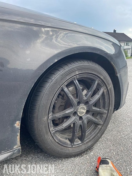 Audi A4 6 of 13