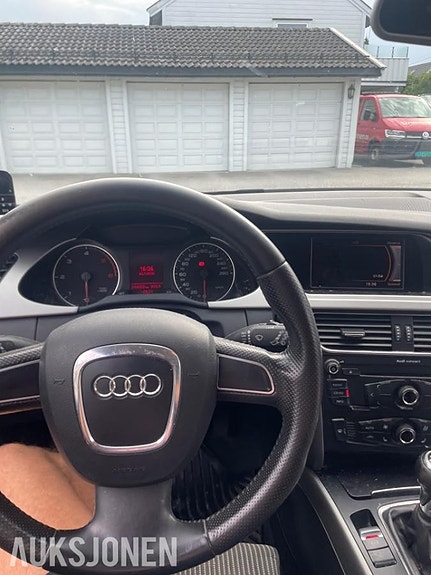 Audi A4 12 of 13