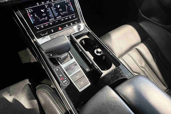 Audi A8 30 of 30