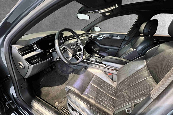 Audi A8 11 of 30