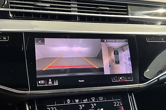 Audi A8 23 of 30