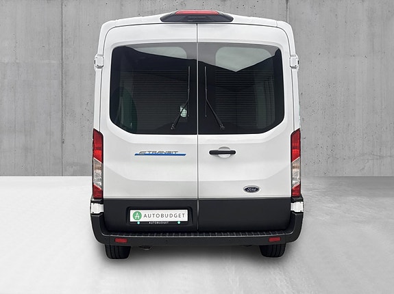 Ford E-Transit 390 L2 Van 7 of 19