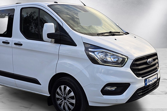 Ford Transit Custom 2 of 5