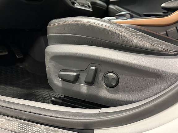Hyundai IONIQ 10 of 28