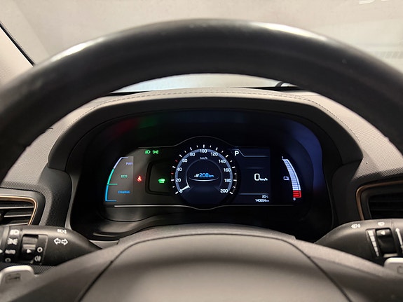Hyundai IONIQ 26 of 28