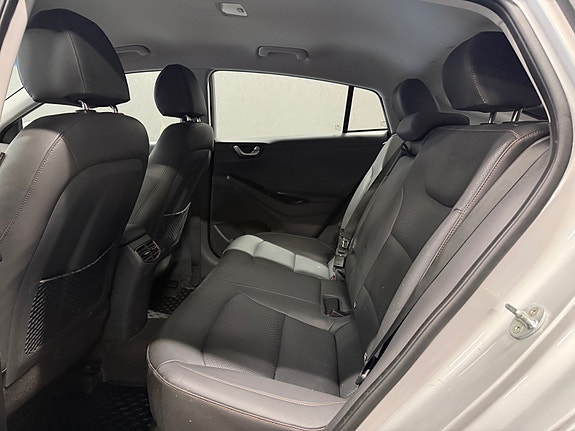 Hyundai IONIQ 14 of 28