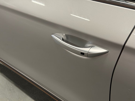 Hyundai IONIQ 8 of 28