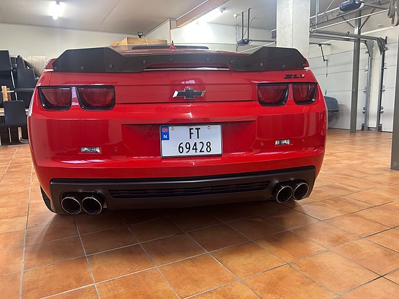Chevrolet Camaro 18 of 30