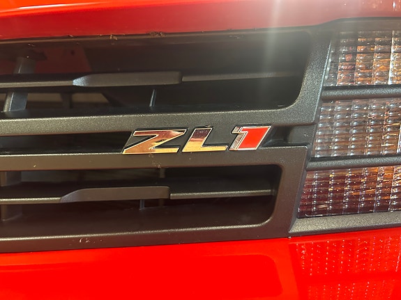 Chevrolet Camaro 23 of 30
