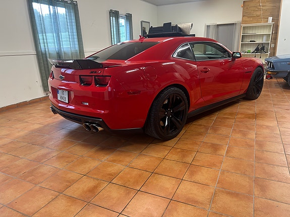 Chevrolet Camaro 17 of 30