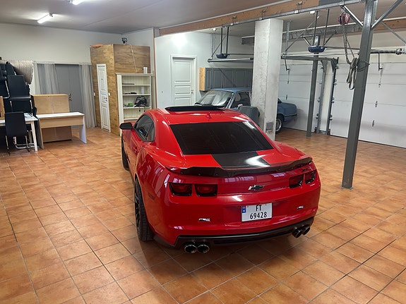 Chevrolet Camaro 16 of 30