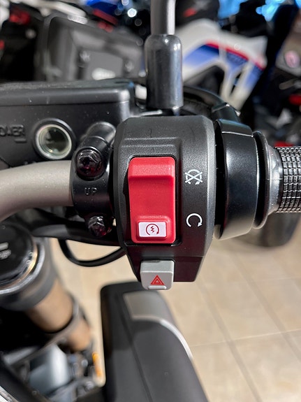 Honda CB650R - ¤ KAMPANJE & 5-ÅRS GARANTI ¤ 4 of 9