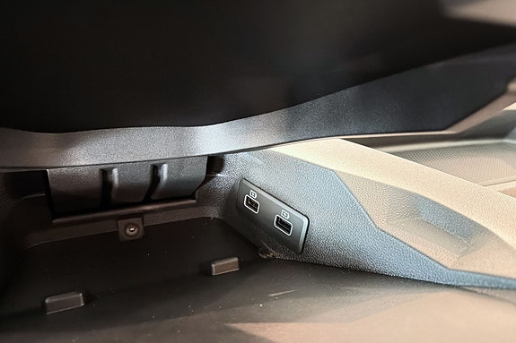 Praktisk 12 v uttak USB til lading av mobil etc