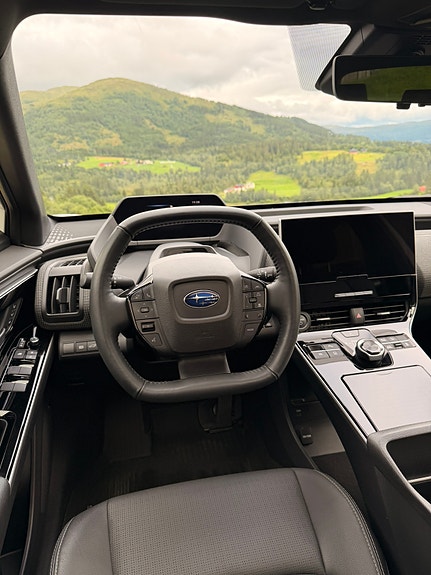 Subaru Solterra 12 of 12