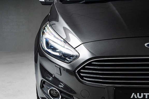 Ford S-MAX 4 of 30