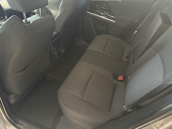Subaru Solterra 9 of 20