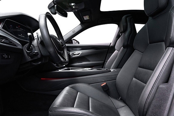 Audi e-tron GT 27 of 30
