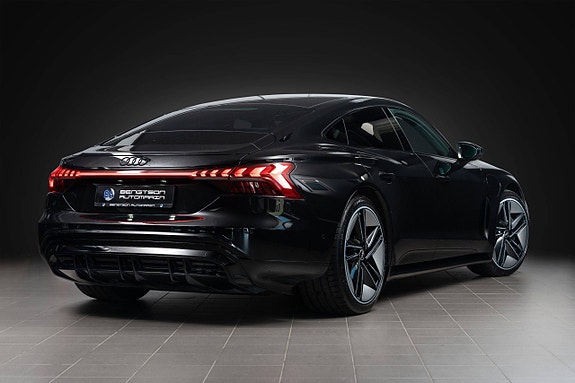 Audi e-tron GT 7 of 30