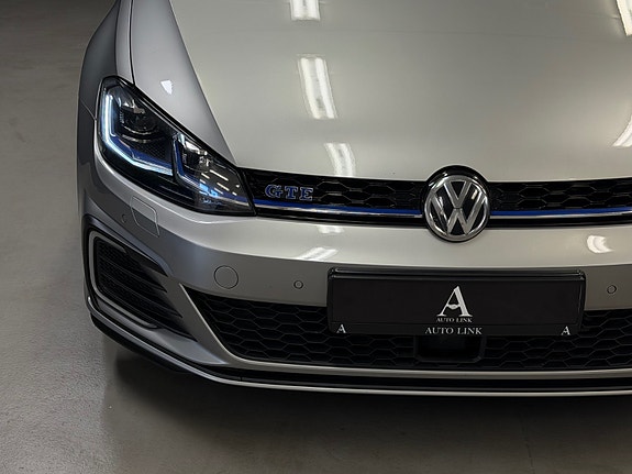 Volkswagen Golf VII 5 of 5