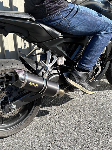 Honda CB 125 R 28 of 30