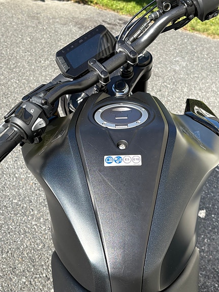 Honda CB 125 R 14 of 30