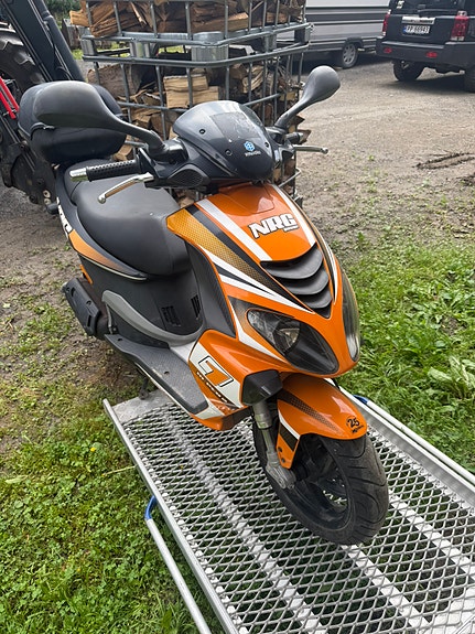 Piaggio NRG 2 of 8