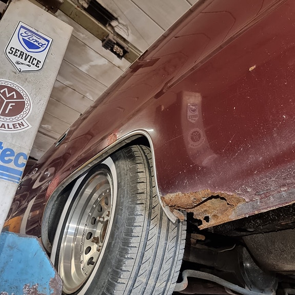 Chevrolet Caprice 21 of 26