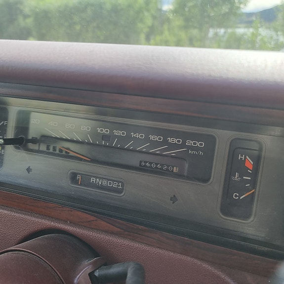 Chevrolet Caprice 13 of 26