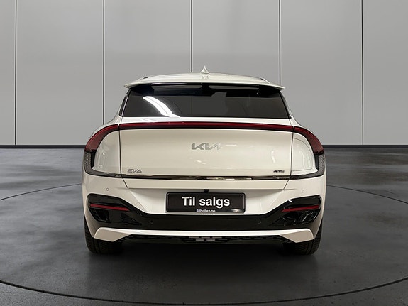 Kia EV6 4 of 26