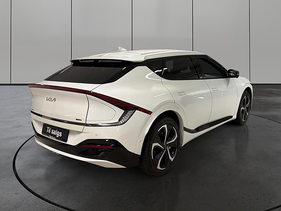 Kia EV6 5 of 26