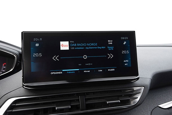 Peugeot 5008 17 of 30