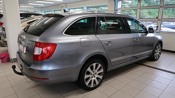 Skoda Superb 4 of 5