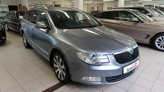 Skoda Superb 9 of 30