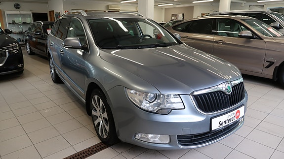 Skoda Superb 8 of 30