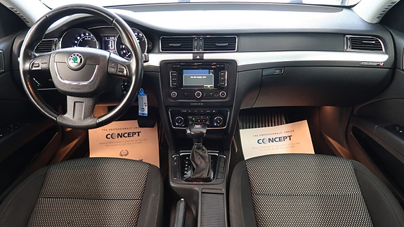 Skoda Superb 15 of 30