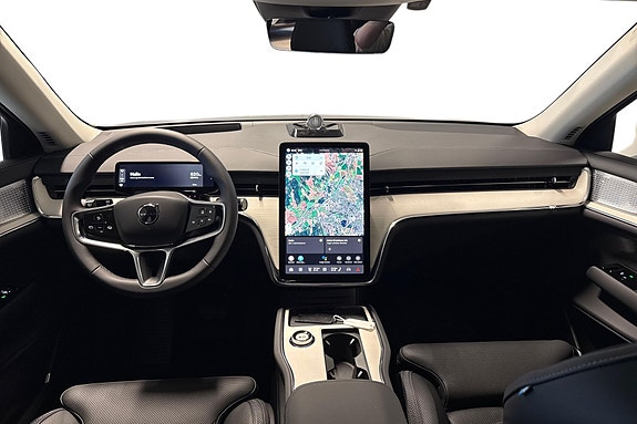 Volvo EX90 13 of 16