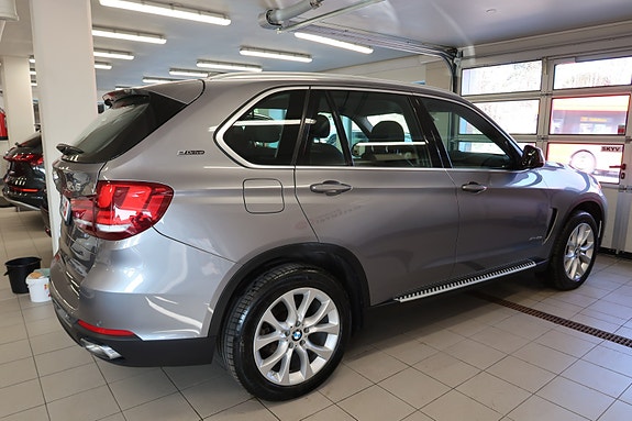 BMW X5 11 of 30