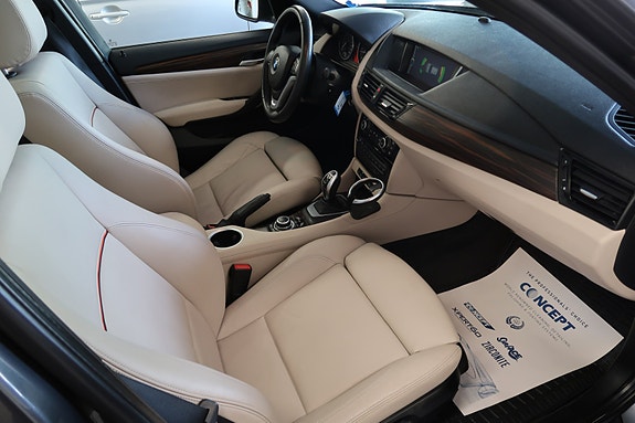 BMW X1 24 of 30